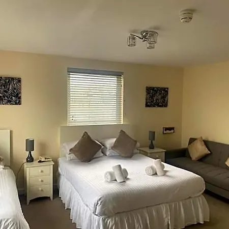 Hotel Runnymede Court Saint Helier Jersey