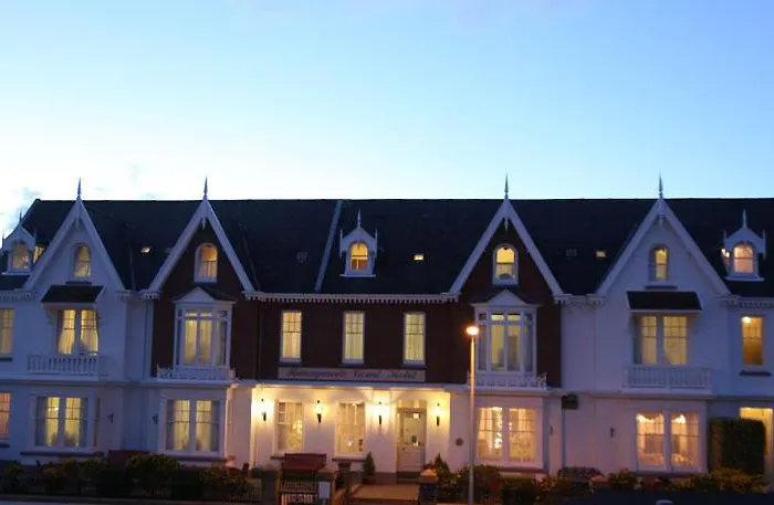 Runnymede Court Hotel 3*