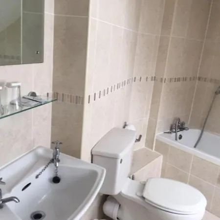 호텔 Runnymede Court